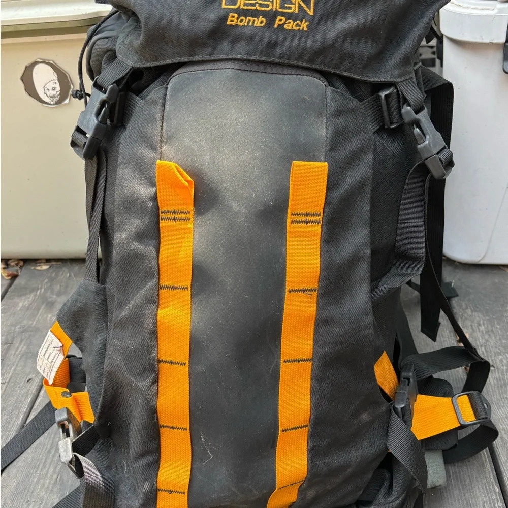 Dana Design Bomb Pack